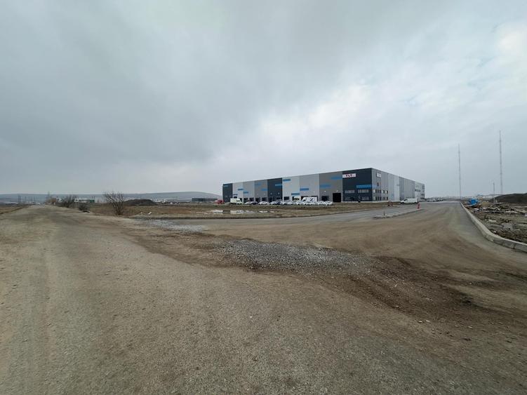 Hala 2742mp, Bratuleni - 7