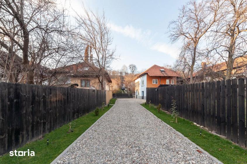 Casa + garaj modern de 80 mp pe teren de 782 mp in Campulung - 12