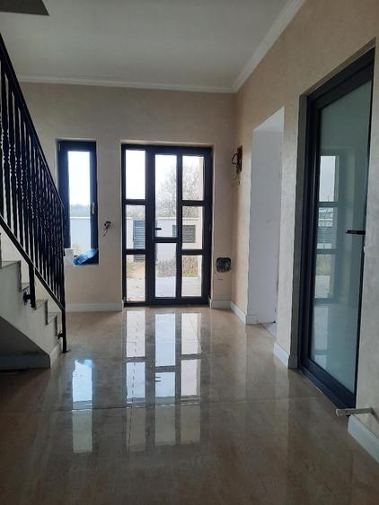 FARA COMISIOANE casa P+M cu 5 camere mari 4 bai 3 dresinguri finisata LA CHEIE - 56