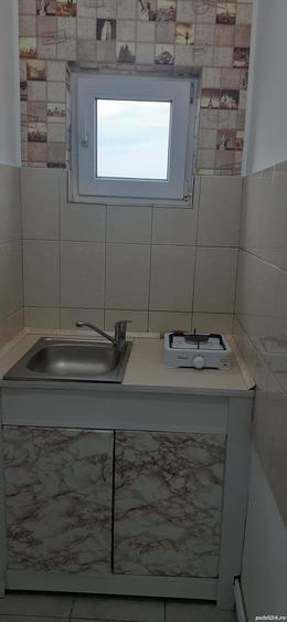 Inchiriez camera in vila - 5