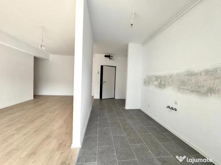 3 camere: 88 mp S.utila totala Etaj 1/4Zona Mall Colosseum/Sect.1 - 7