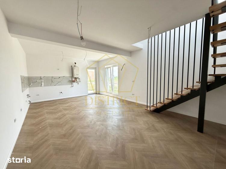 Casă cu 4 camere cu Teren 374 Mp în Sânandrei