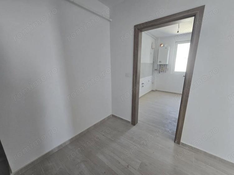 Decomandat. Terasa. Finisat la cheie. - 4