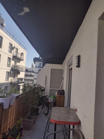 Apartament cu 2 camere decomandat în Titan