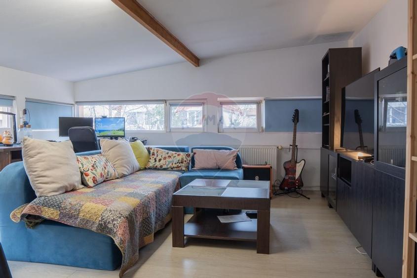 DE VANZARE Reședință Premium cu Piscină și Teren Generos – Sat Roșu - 30