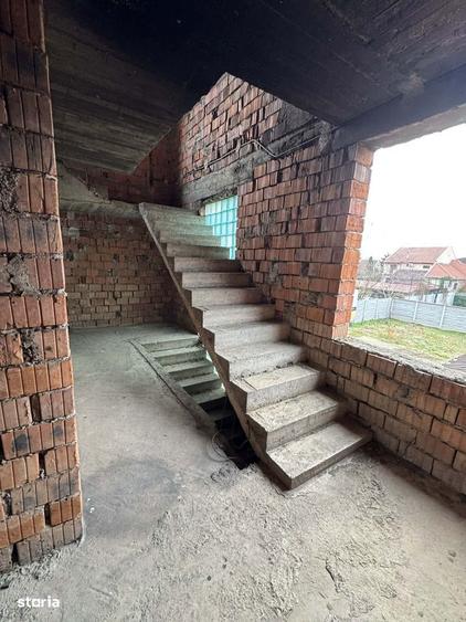 Casa D+P+1+M si 6 ari teren , zona Titulescu - 1