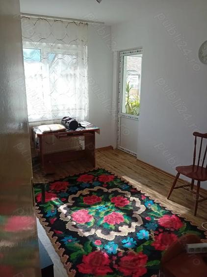 Apartament cu 3 camere situat in cocosvar , Vulcan jud Hunedoara - 3