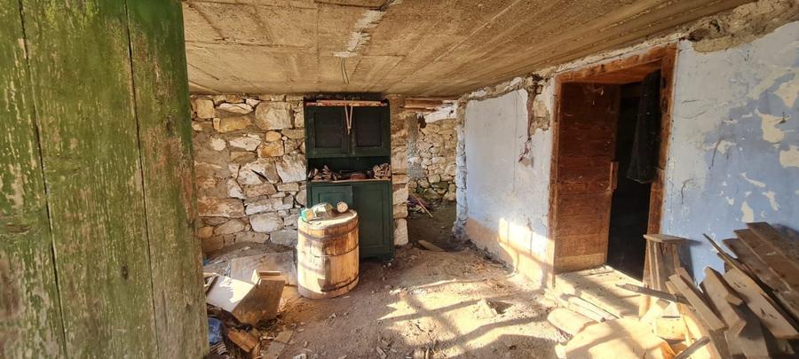 Casa la munte comuna Sohodol judet Alba - 6