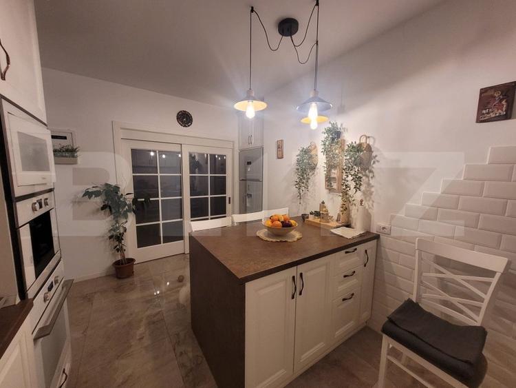 De vazare casa  moderna cu un miniapartament suplimentar la demisol in Hlincea - 12