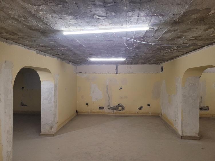 Casa de Cultura, demisol, spatiu comercial 3 camere, 112 mp. - 9