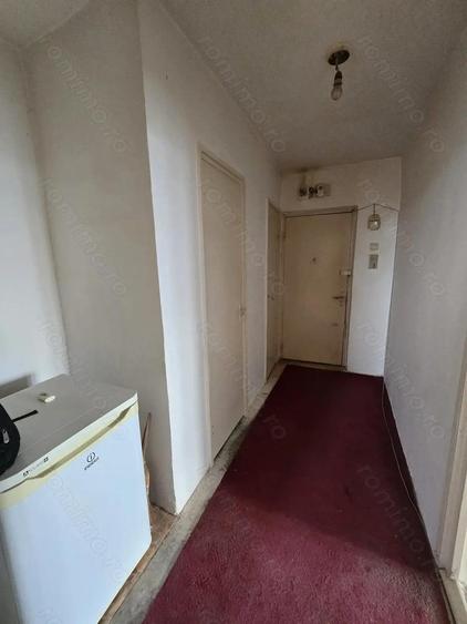 Calea Sagului- 2 camere decomandat- 54 mp - 10