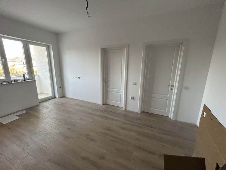 Vand apartament 3 camere - Targu Neamt - 8