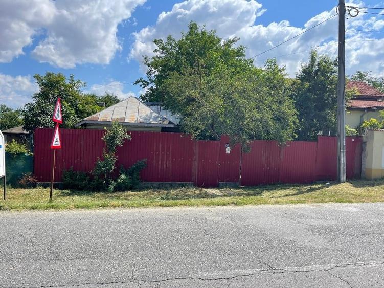 Teren cu casa in comuna Iepuresti, 33km de centrul Bucuresti - 1