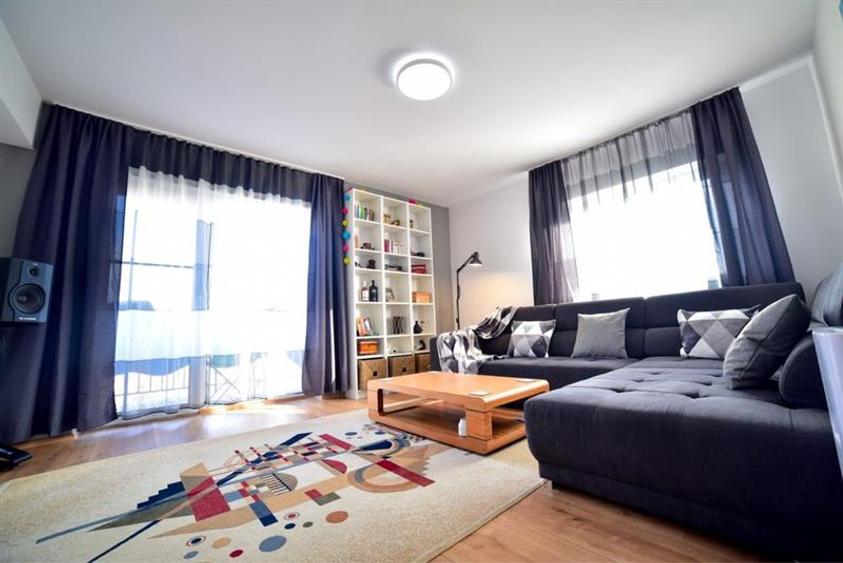 Apartament nou cu 3 camere 2 bai parcare zona Kogalniceanu - 1