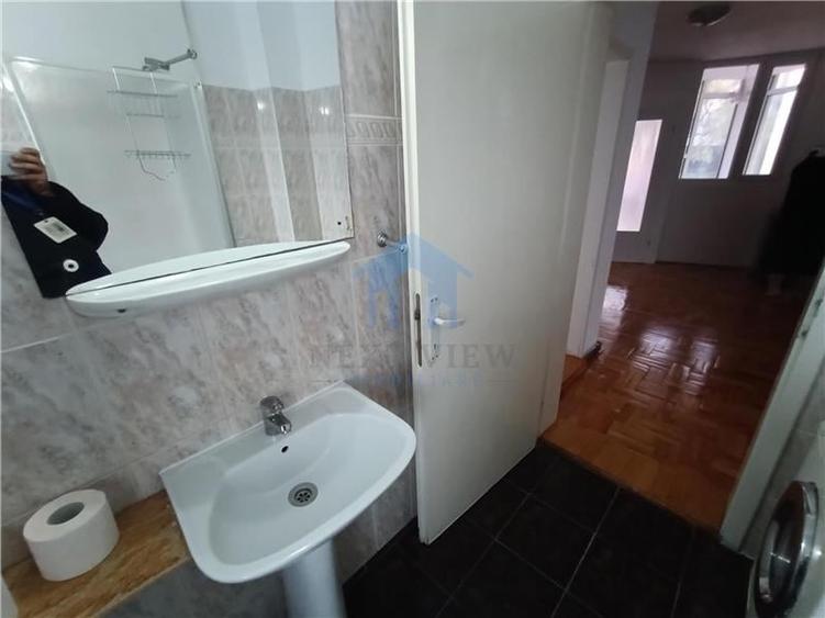 Apartament 3 camere, UMF - 4
