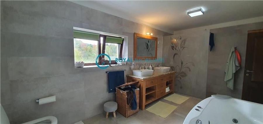 Royal Imobiliare -vanzare vila/ casa de vacanta zona CAMPINA - 35
