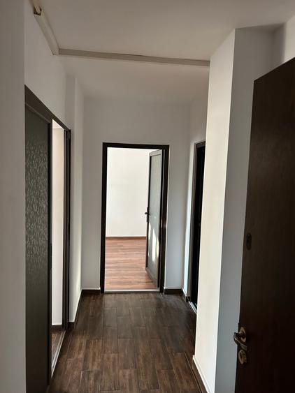 1 camera Siderurgistilor etaj 3 mob util - 1