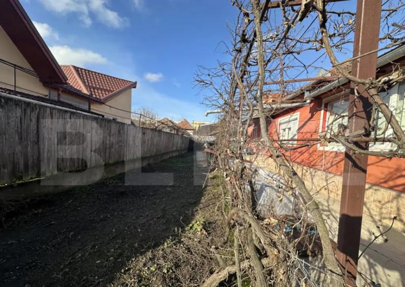 Casa pe un nivel, 3 camere, curte + anexe, ideala pentru p - 8