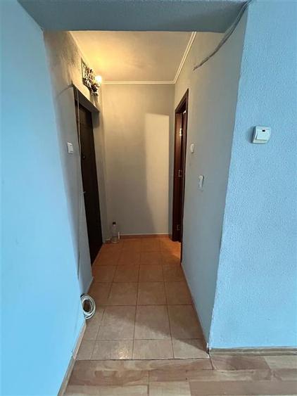 Etaj 1 Garsoniera, 26mp zona Gara Autogara - 4