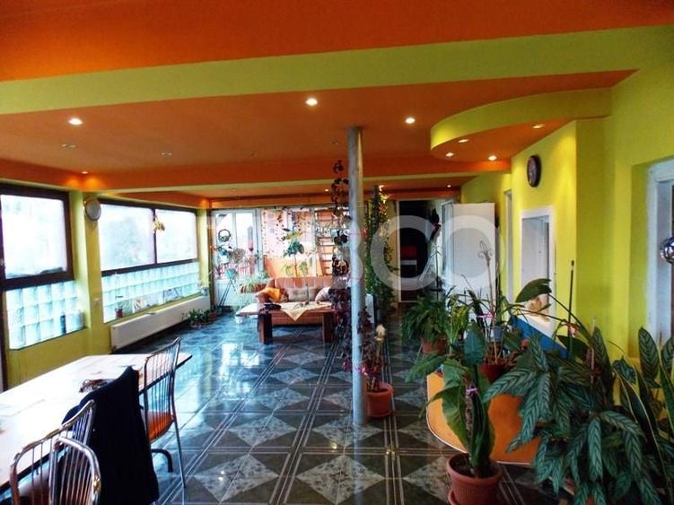 Pensiune la cheie 13 camere  15 locuri parcare si teren 3000 mp - 31