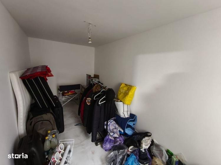 Casă cu 4 camere cu Teren 500 Mp în Central