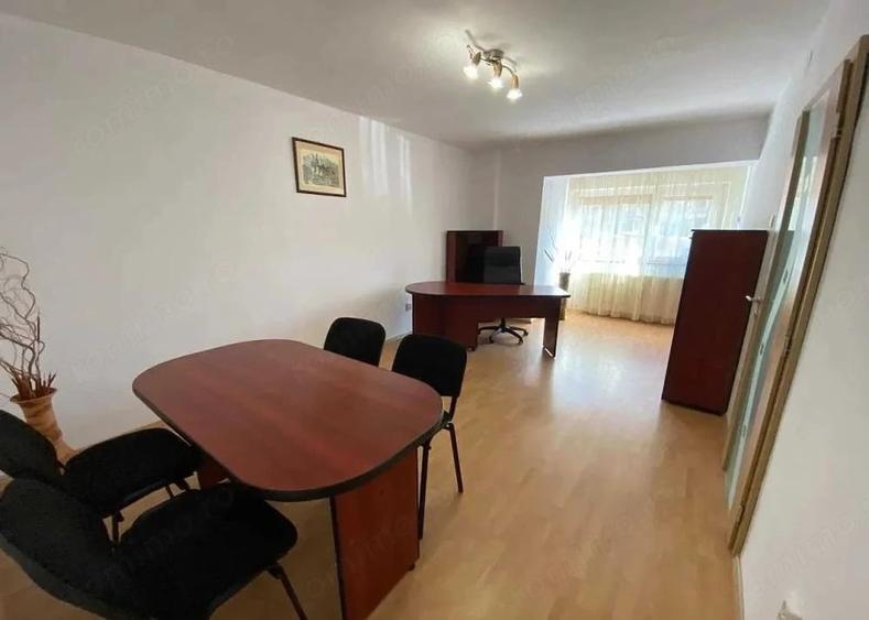 Apartament cu 2 camere semidecomandat în Județean