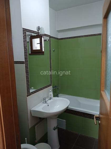 Inchiriere apartament 2 camere bloc nou
