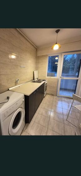 Garsonieră decomandată în Gării