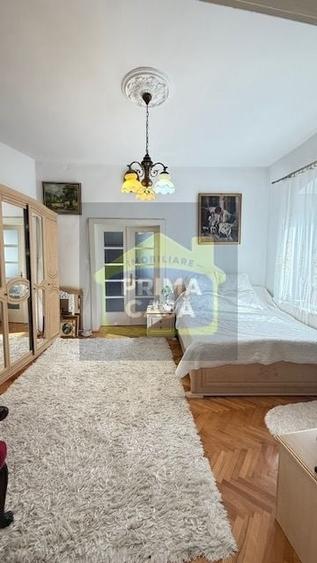 Casă individuală cu 4 camere cu Canalizare în Orașul Vechi