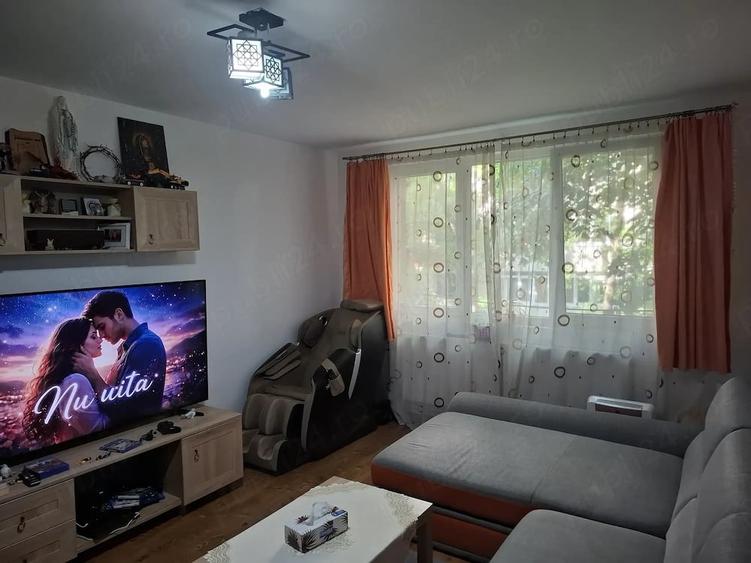 Apartament cu 2 camere decomandat în Giurgiului