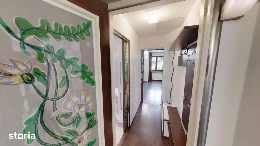 Apartament cu 5 camere decomandat în Grivița