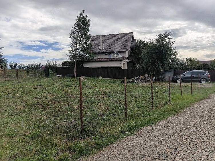 Teren de 684 mp, în Cătămărești