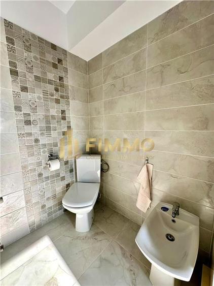 Apartament cu 3 camere semidecomandat în Burdujeni
