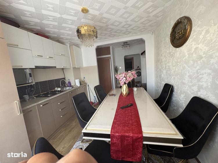 Apartament cu 3 camere în Central