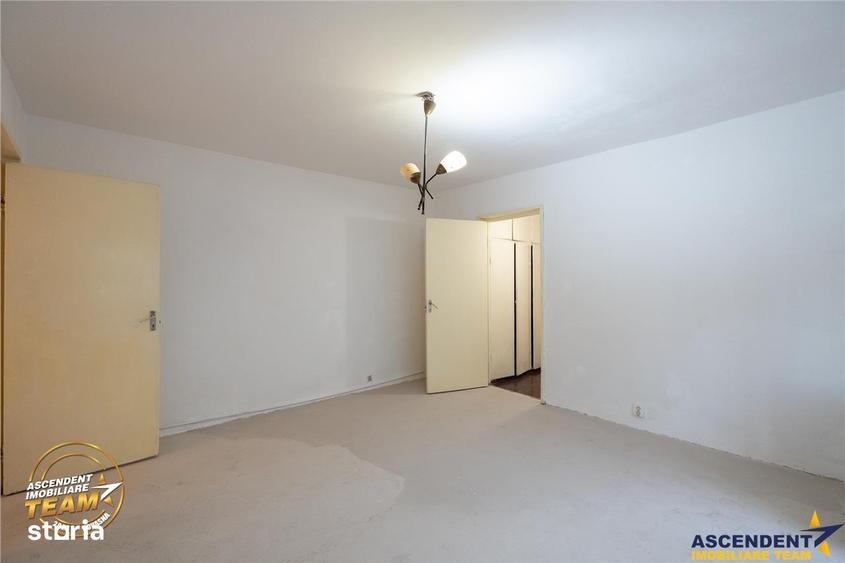 Apartament cu 2 camere decomandat în Central