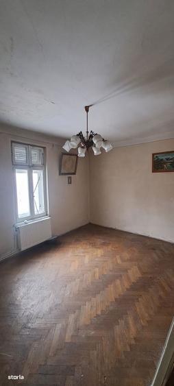 Casă cu 3 camere cu Teren 200 Mp în Bucureștii Noi
