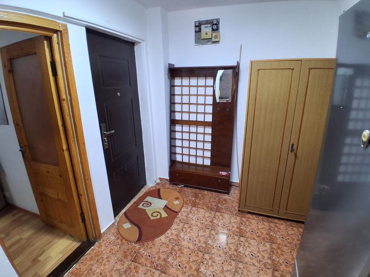 Apartament cu 2 camere decomandat în Canta