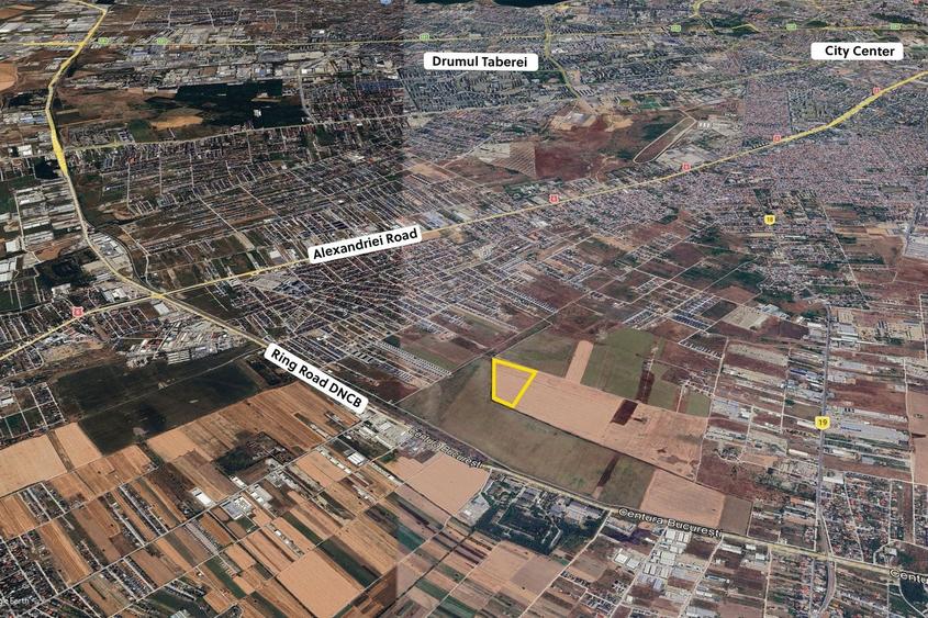 Teren agricol intravilan de 75000 mp, în Central