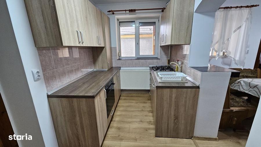 Casă cu 4 camere în Iosia