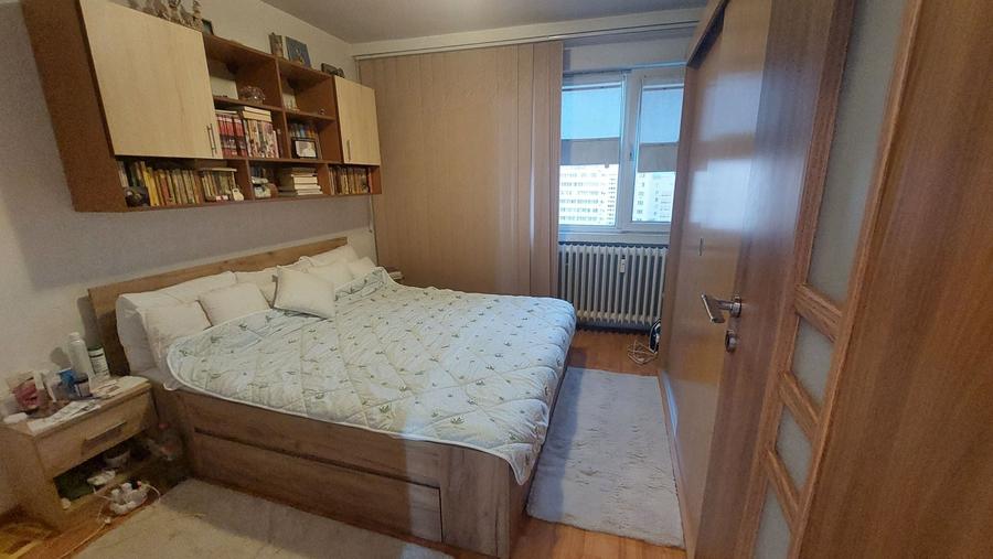 Apartament cu 2 camere decomandat, mobilat în Titan