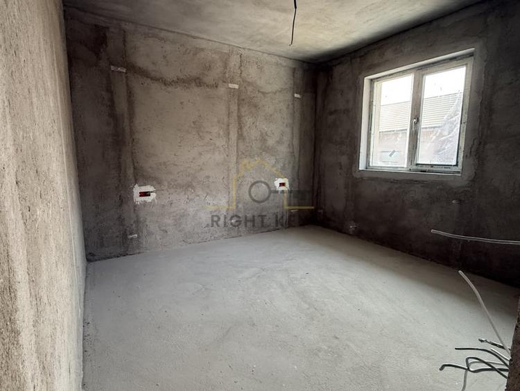 Duplex cu 3 camere cu Teren 250 Mp în Clinceni