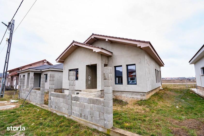 CASA NOUA SEMIFINISATA IN CIHEI CU 3 CAMERE - 10