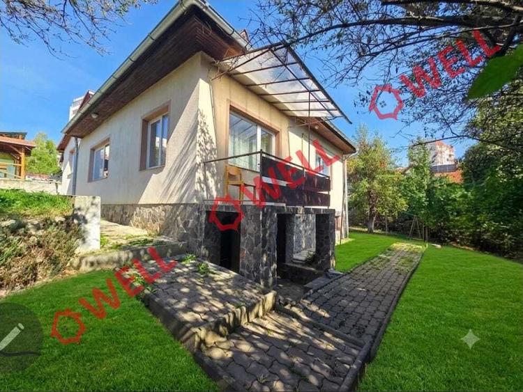 Casă individuală cu 4 camere cu Teren 1514 Mp în Central