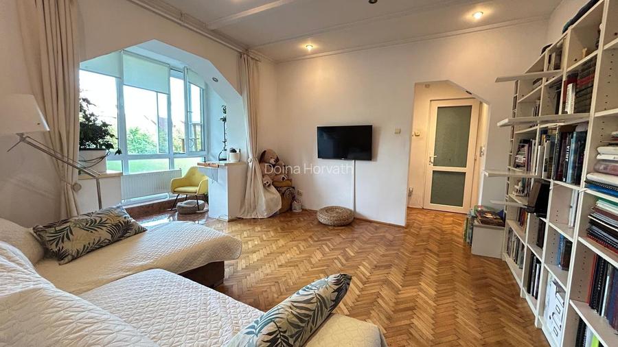 Apartament Piata Asta in Bloc Tip Vila Apartament Piata Asta in Bloc Tip Vila