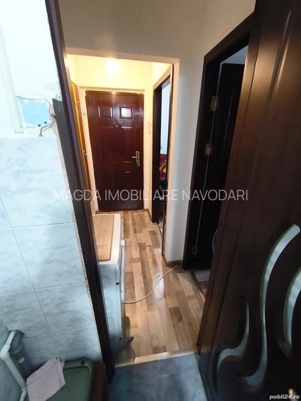 Garsoniera cu gaze,in bloc de apt de inchiriat pe termen lung Garsoniera cu gaze,in bloc de apt de inchiriat pe termen lung
