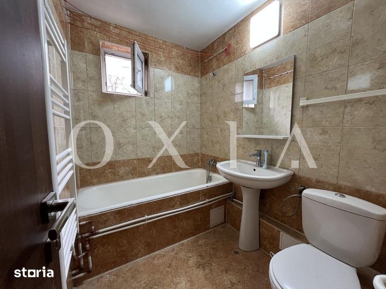 Apartament cu 3 camere semidecomandat, mobilat în Complex Studențesc