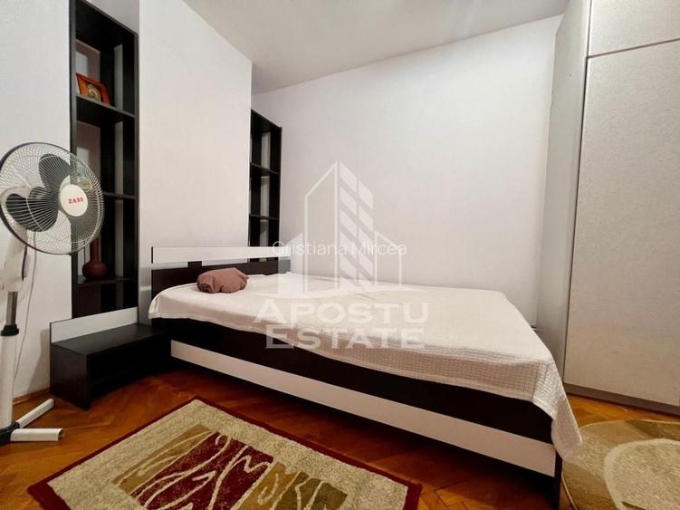 Apartament 2 camere, centrala proprie, zona Medicina Apartament 2 camere, centrala proprie, zona Medicina