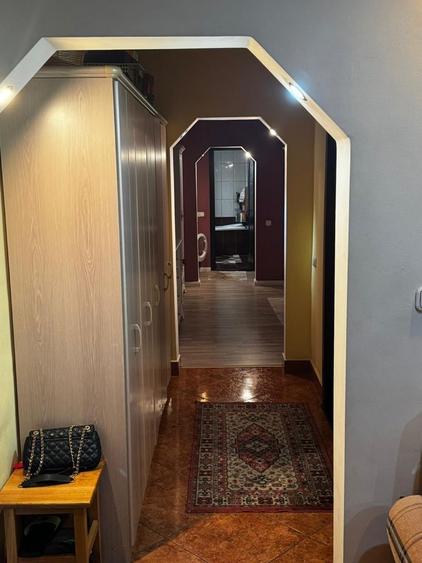 Apartament cu 4 camere de vanzare / de inchiriat(de la proprietar) - 3