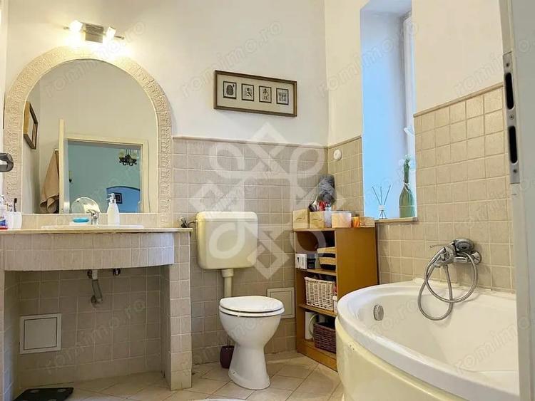 Casa cu 4 camere de vanzare in zona centrala din Oradea - 18