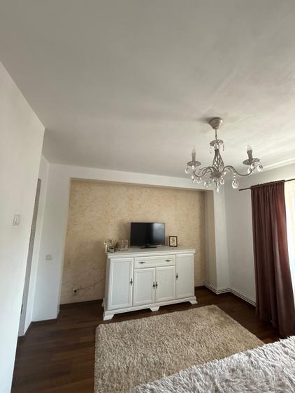 - Ideal pentru familie Apartament 4 camere,spatios, complet echipat - 3